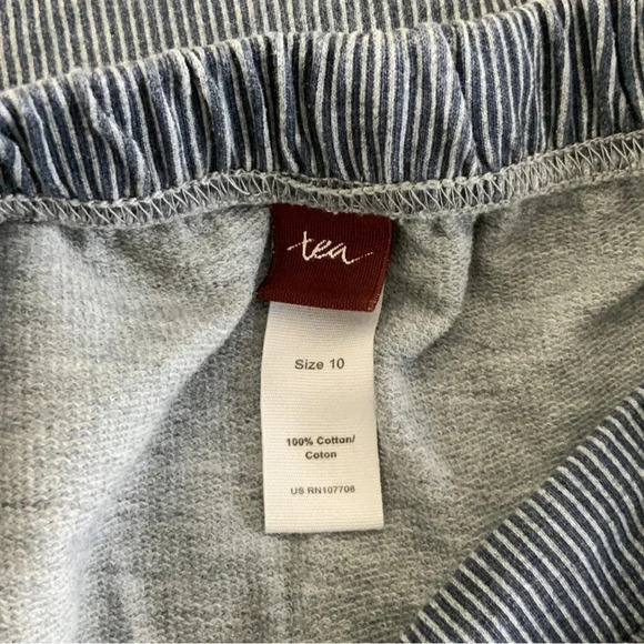 Tea Collection Pinstripe Skirt Size 10 - Picture 3 of 3